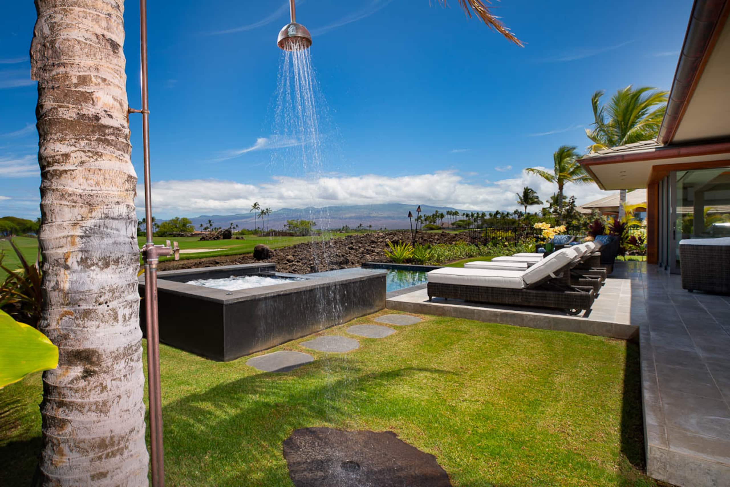 Home in Waimea · ★5.0 · 4 bedrooms · 6 beds · 4.5 baths - Image 38