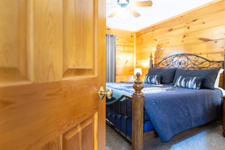 קומה ראשית חדר שינה קינג! 