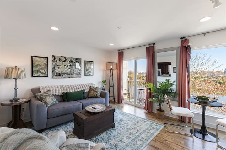 Downtown Condo With River View - Nashville