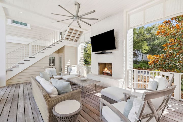 Dune Vacation Rentals managed Airbnb listing 3