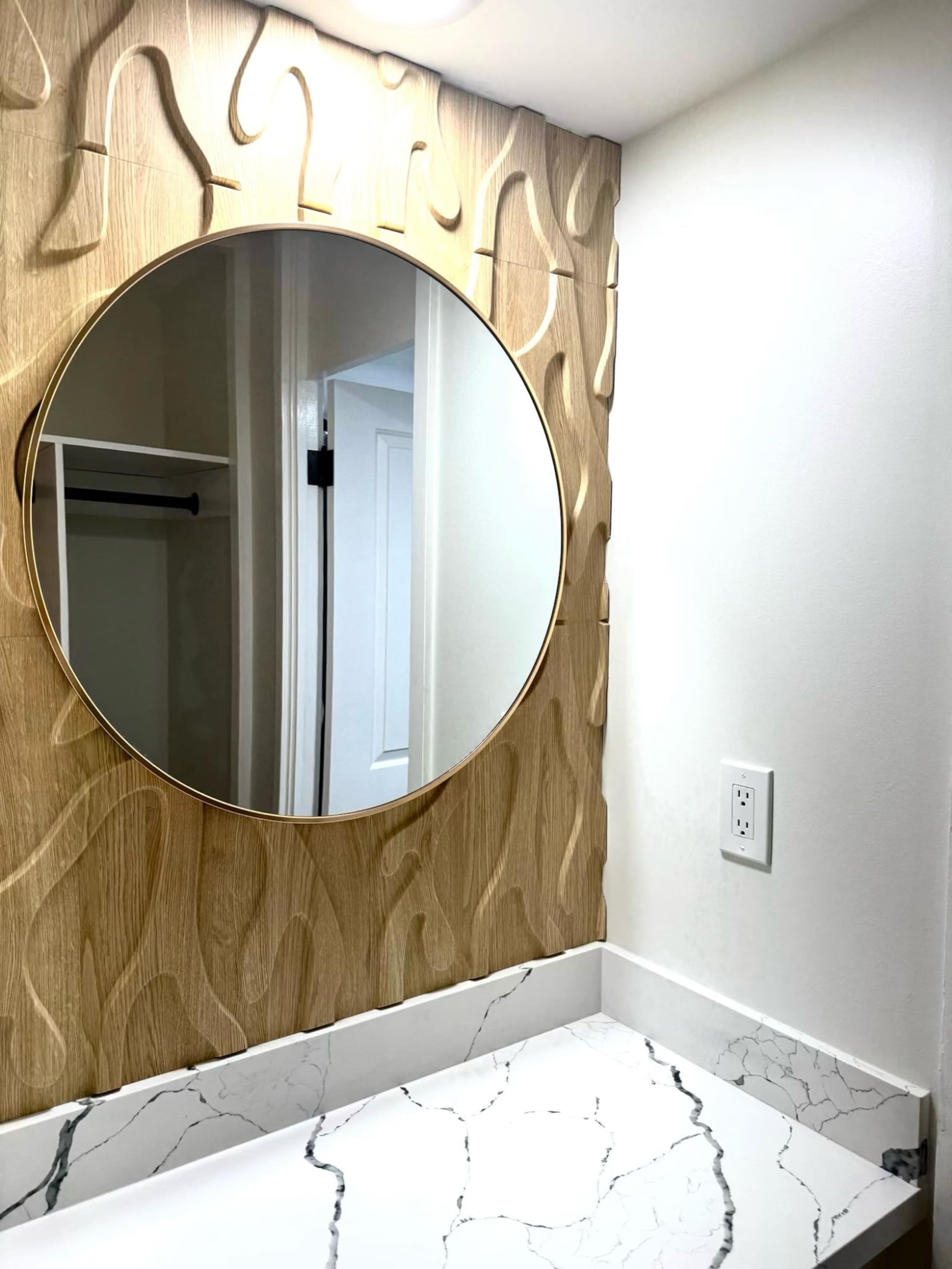 Condo in Honolulu · ★4.86 · Studio · 2 beds · 1 private bath - Image 14