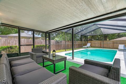 Ping Pong - Pool - 4 Bedrooms - Modern - Gazebo