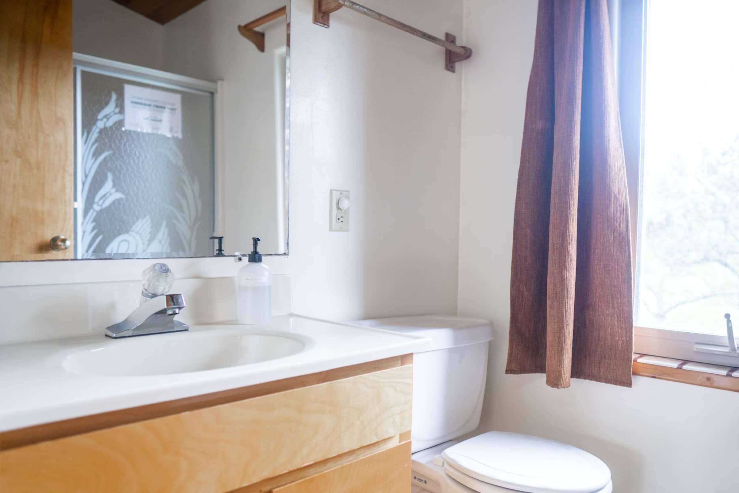 Guesthouse in Volcano · ★4.6 · 1 bedroom · 2 beds · 1 private bath - Image 174