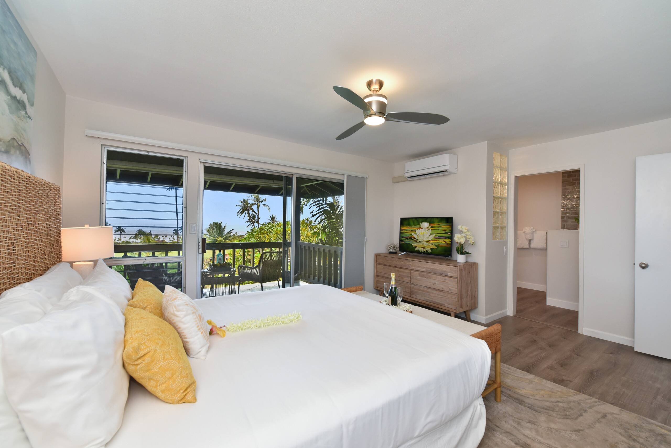 Condo in Lahaina · ★4.79 · 3 bedrooms · 5 beds · 3 private baths - Image 16