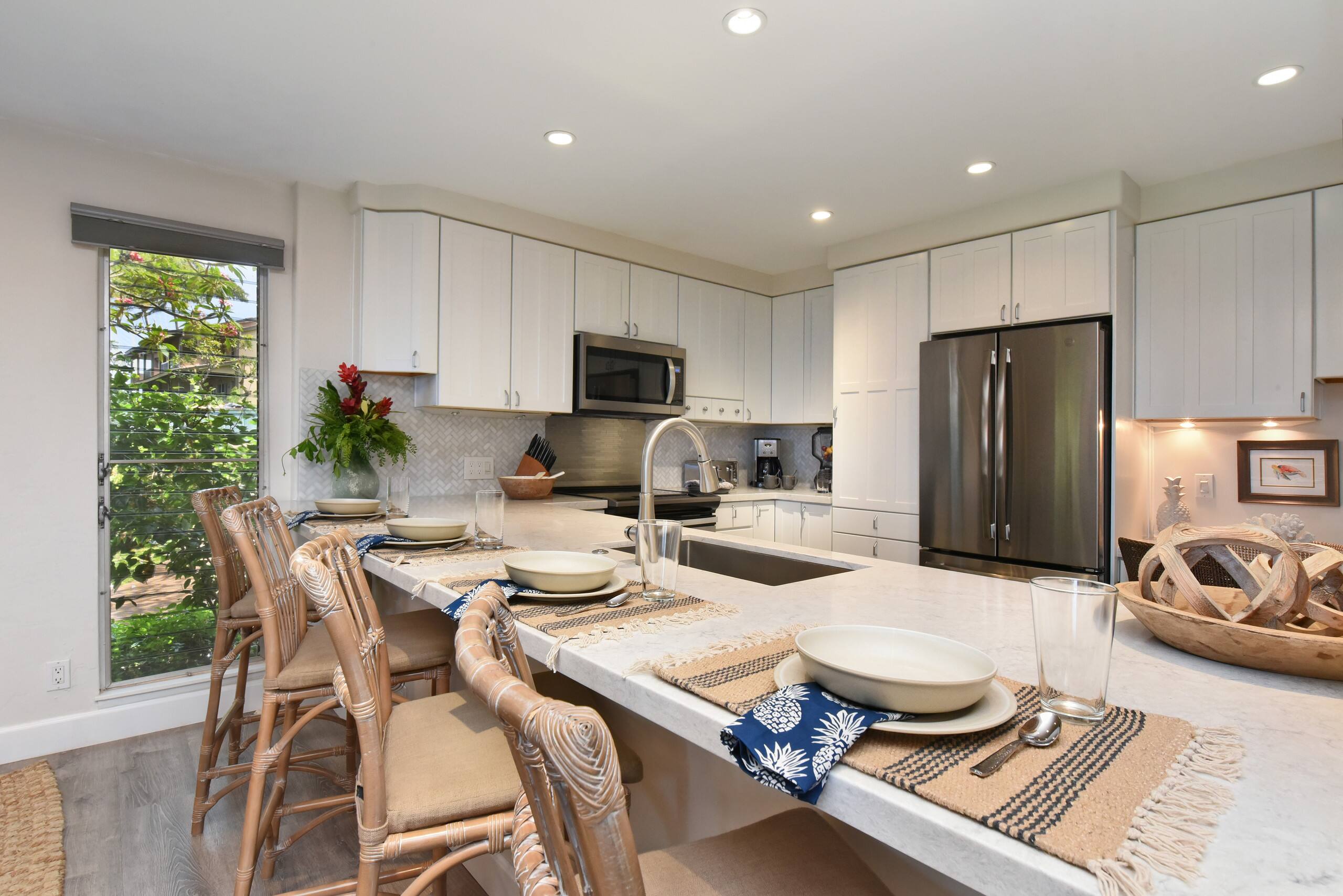 Condo in Lahaina · ★4.79 · 3 bedrooms · 5 beds · 3 private baths - Image 12