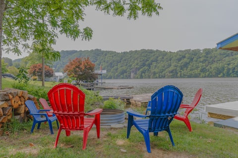 Waterside home w/Hot Tub, Dock, Firepit, Games!