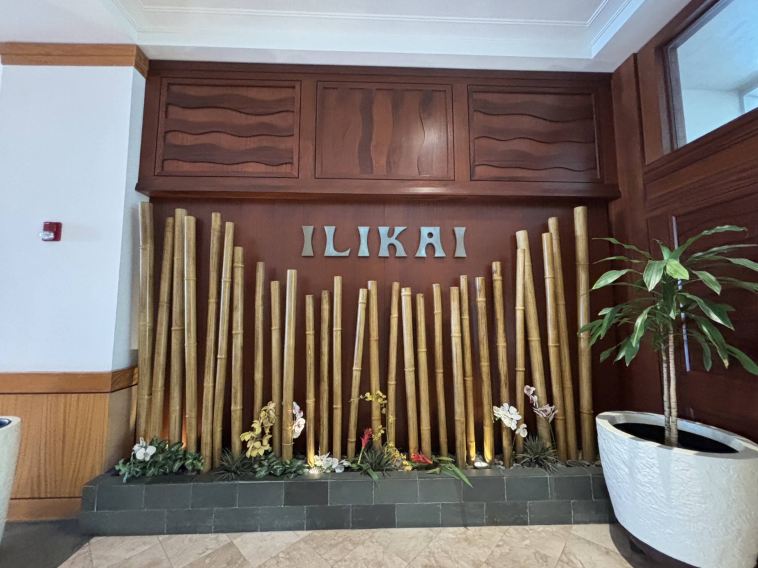 Condo in Honolulu · ★4.44 · 2 bedrooms · 4 beds · 2 private baths - Image 28