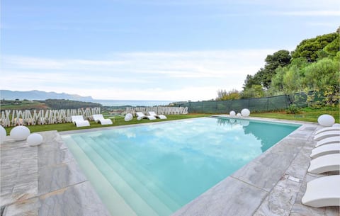 White Luxury Villa with Panoramic Pool