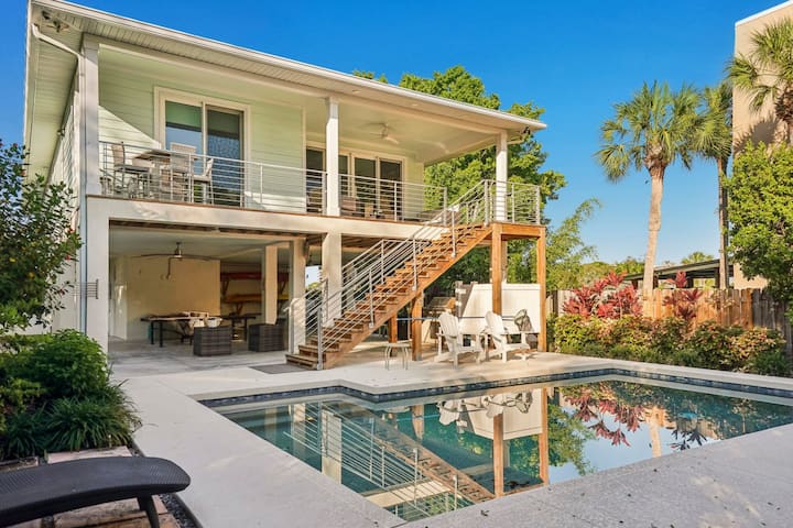 Private Heated Pool & Hot Tub On Longboat Key - Longboat Key, FL