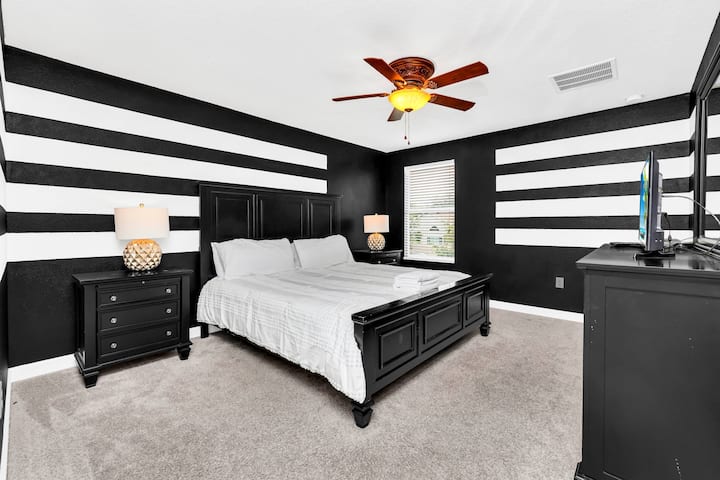 1_1550 Moon Valley Dr_46 (18).jpg