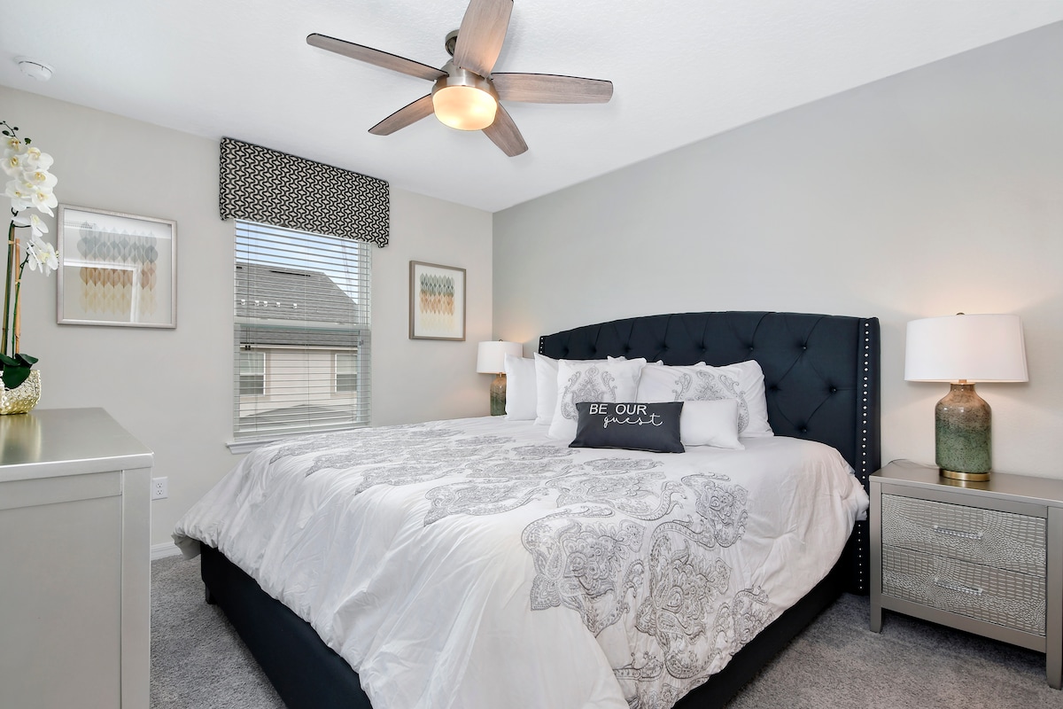 Dormitorio King con baño privado adjunto