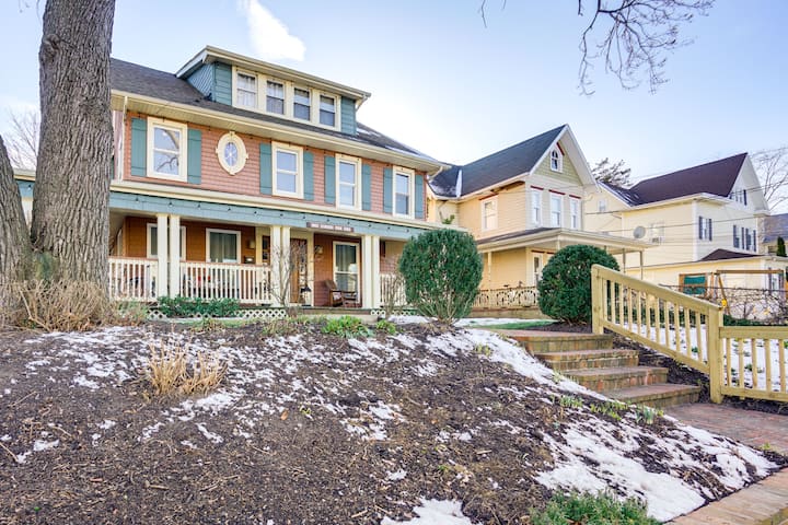 Spacious Home 4 Blocks to Asbury Park Beach Houses for Rent