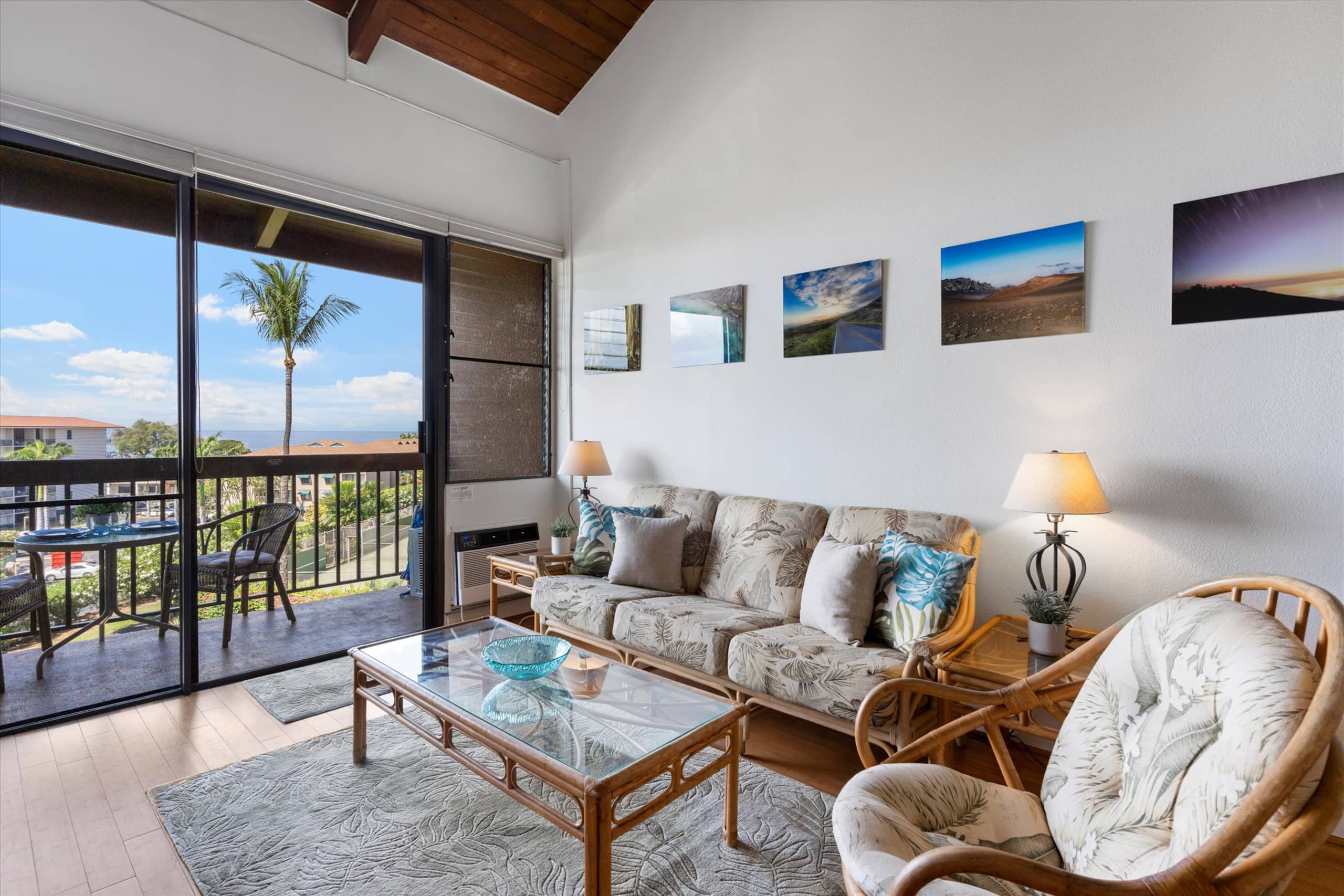 Condo in Kihei · ★4.49 · 2 bedrooms · 4 beds · 2 baths - Image 2