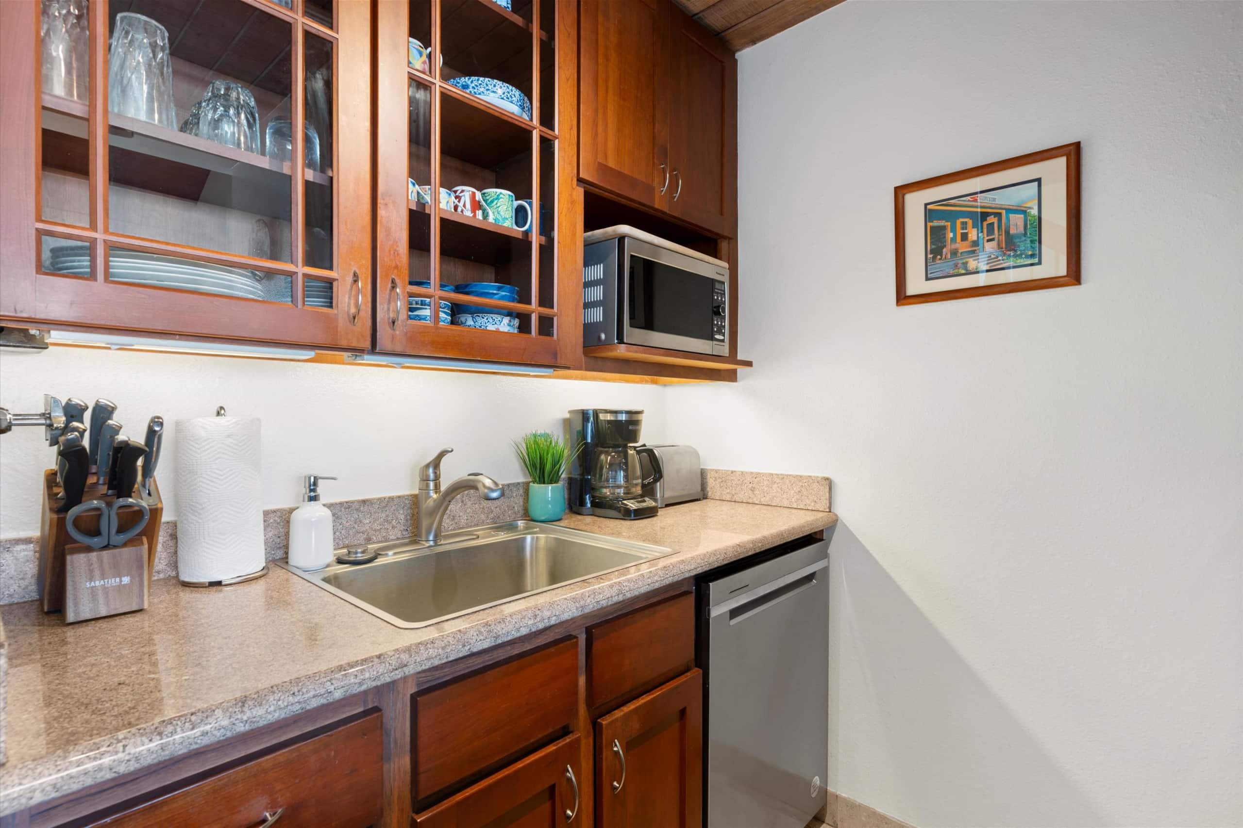 Condo in Kihei · ★4.49 · 2 bedrooms · 4 beds · 2 baths - Image 25