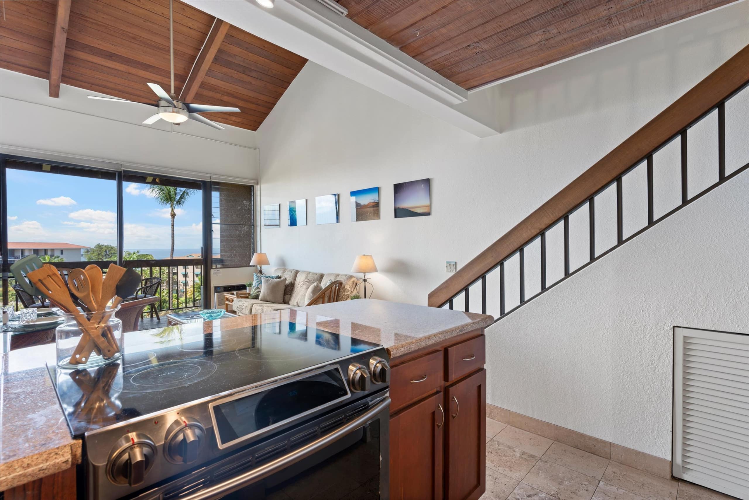 Condo in Kihei · ★4.49 · 2 bedrooms · 4 beds · 2 baths - Image 4