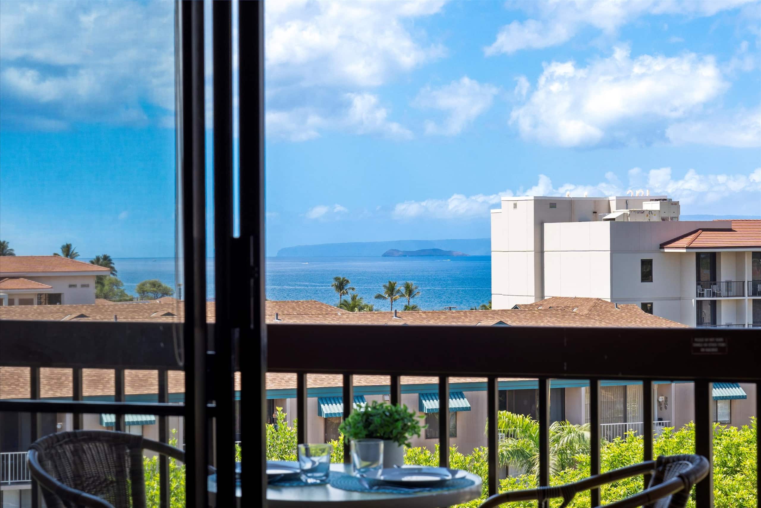 Condo in Kihei · ★4.49 · 2 bedrooms · 4 beds · 2 baths - Image 18