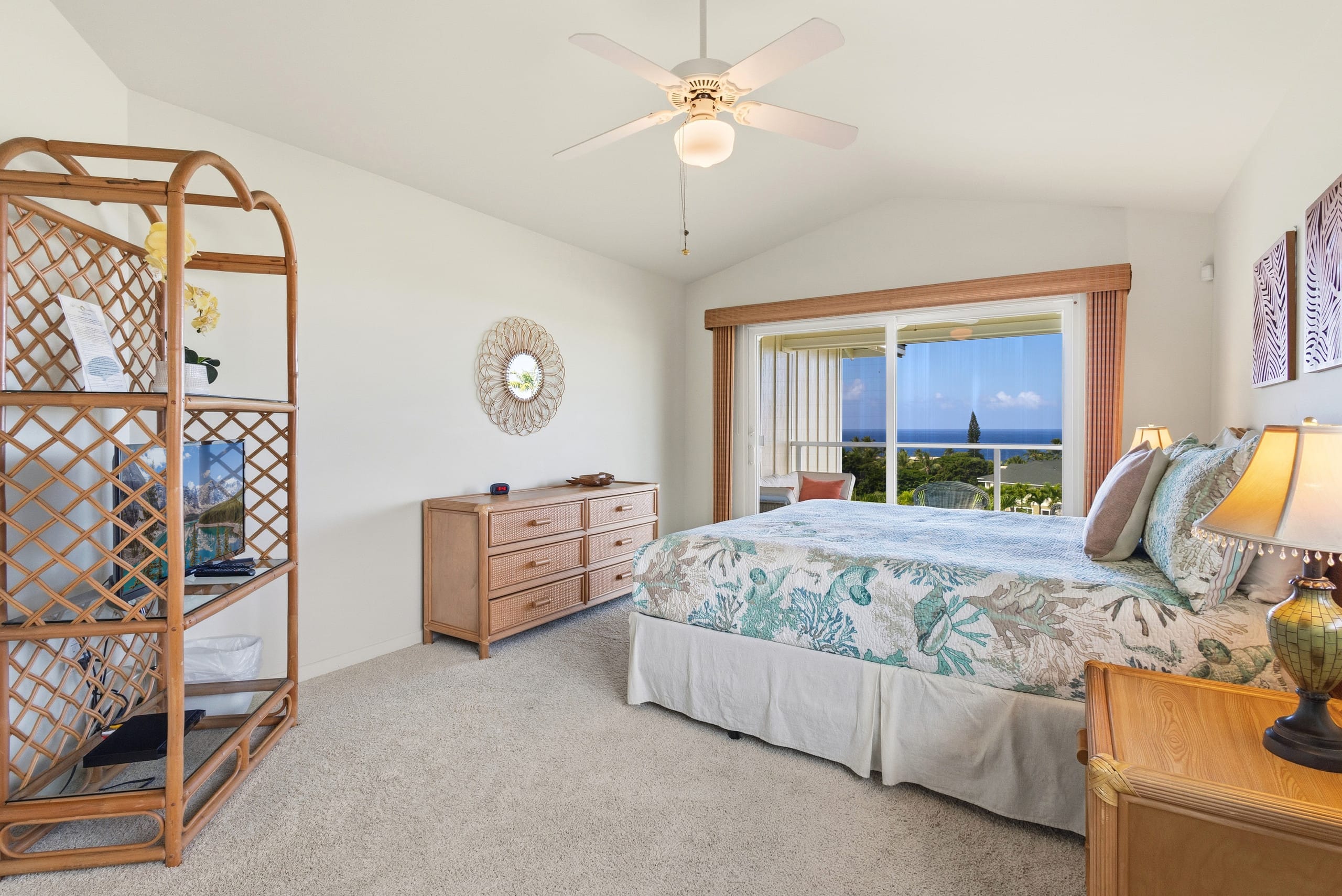 Condo in Kailua-Kona · ★5.0 · 2 bedrooms · 4 beds · 2.5 private baths - Image 12