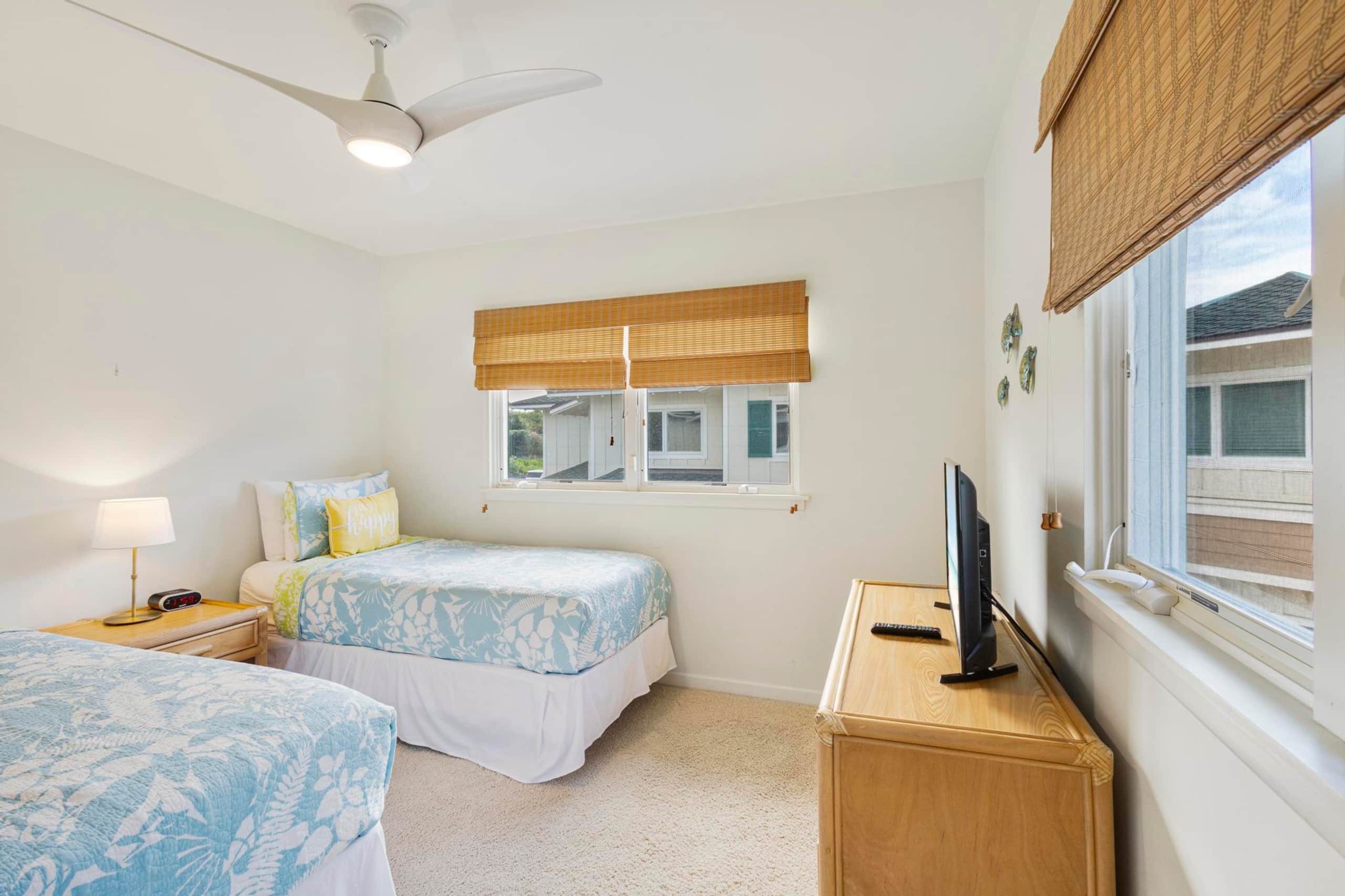 Condo in Kailua-Kona · ★5.0 · 2 bedrooms · 4 beds · 2.5 private baths - Image 15