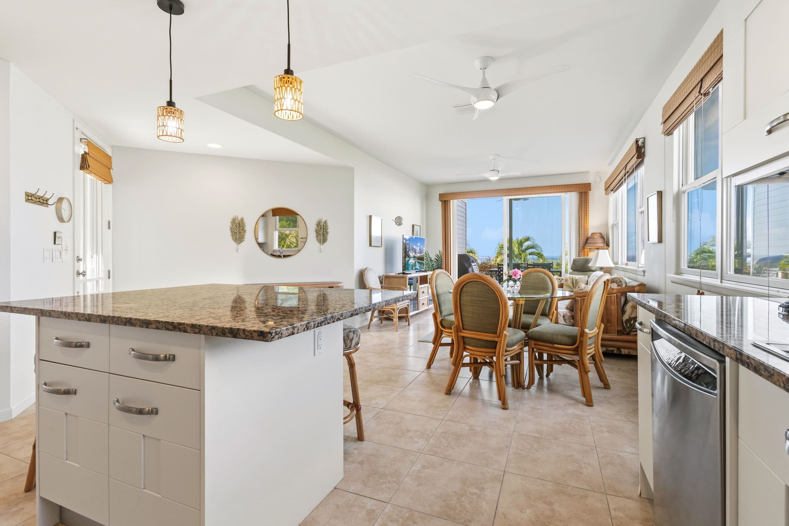 Condo in Kailua-Kona · ★5.0 · 2 bedrooms · 4 beds · 2.5 private baths - Image 6