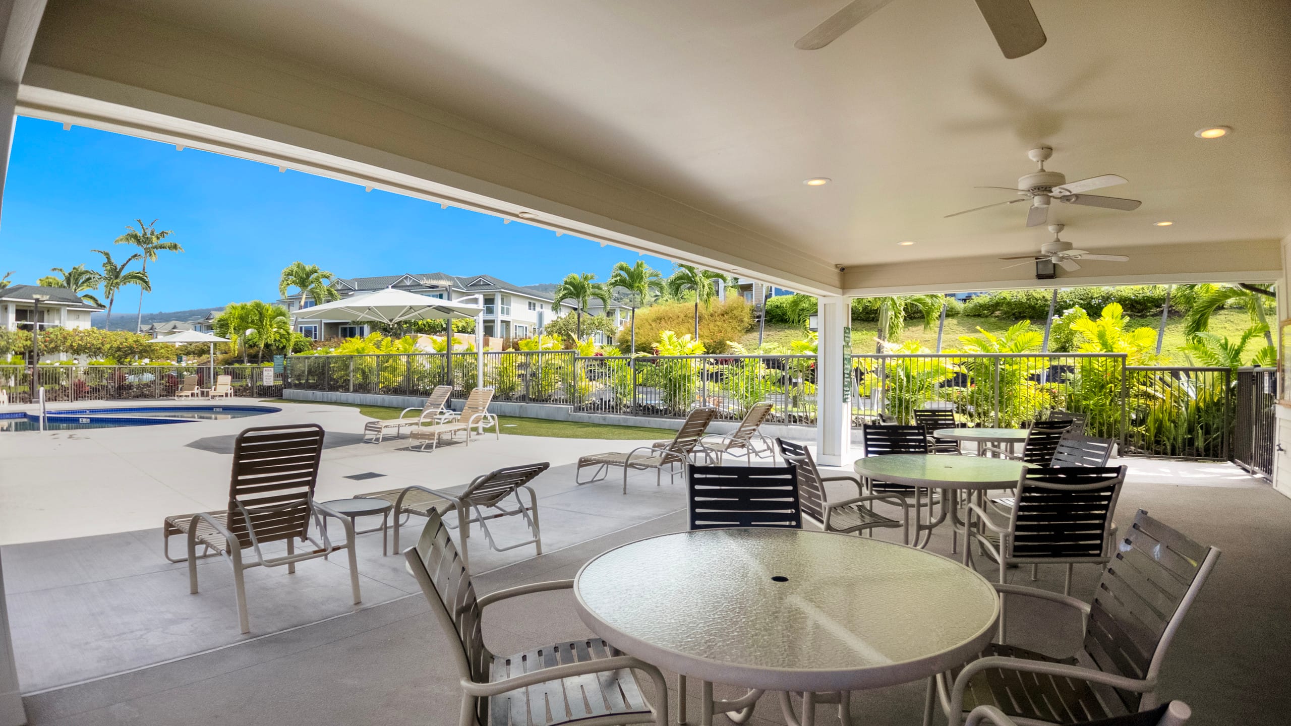 Condo in Kailua-Kona · ★5.0 · 2 bedrooms · 4 beds · 2.5 private baths - Image 26