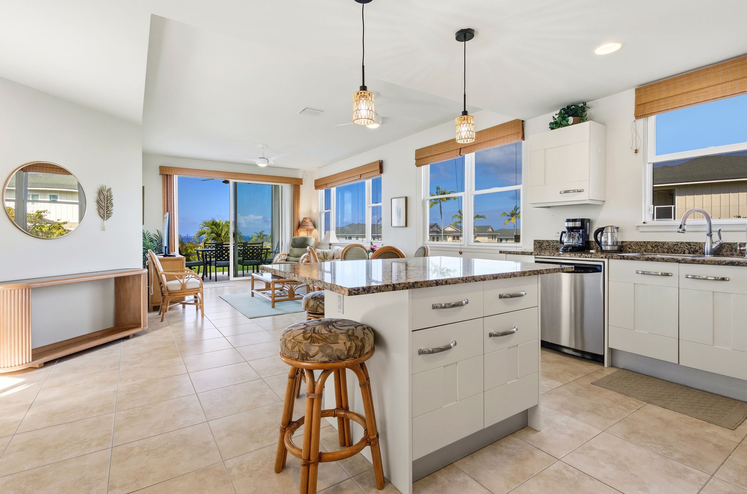 Condo in Kailua-Kona · ★5.0 · 2 bedrooms · 4 beds · 2.5 private baths - Image 5