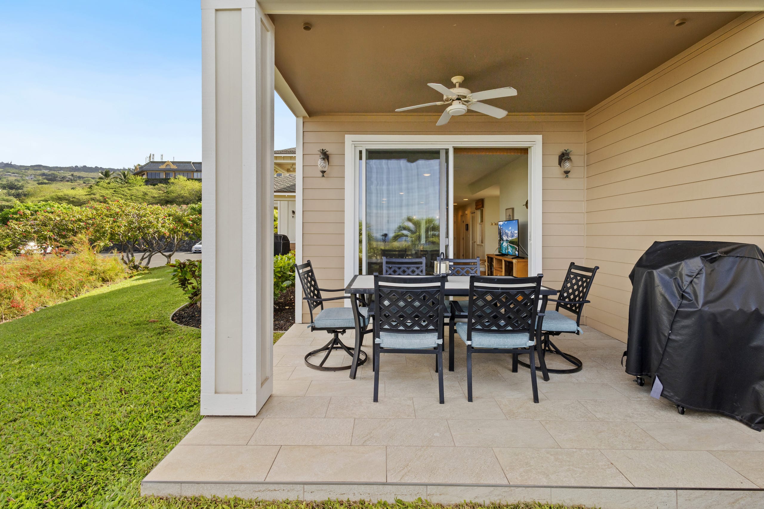 Condo in Kailua-Kona · ★5.0 · 2 bedrooms · 4 beds · 2.5 private baths - Image 16