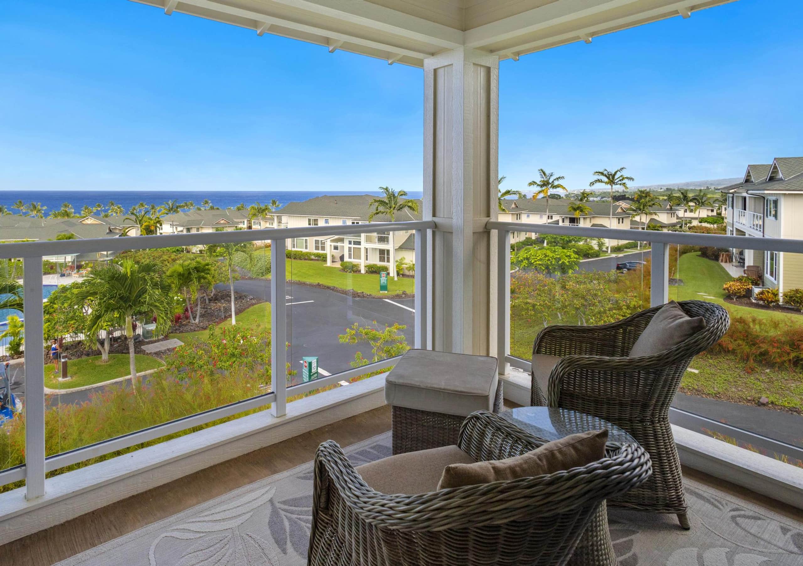Condo in Kailua-Kona · ★5.0 · 2 bedrooms · 4 beds · 2.5 private baths - Image 17