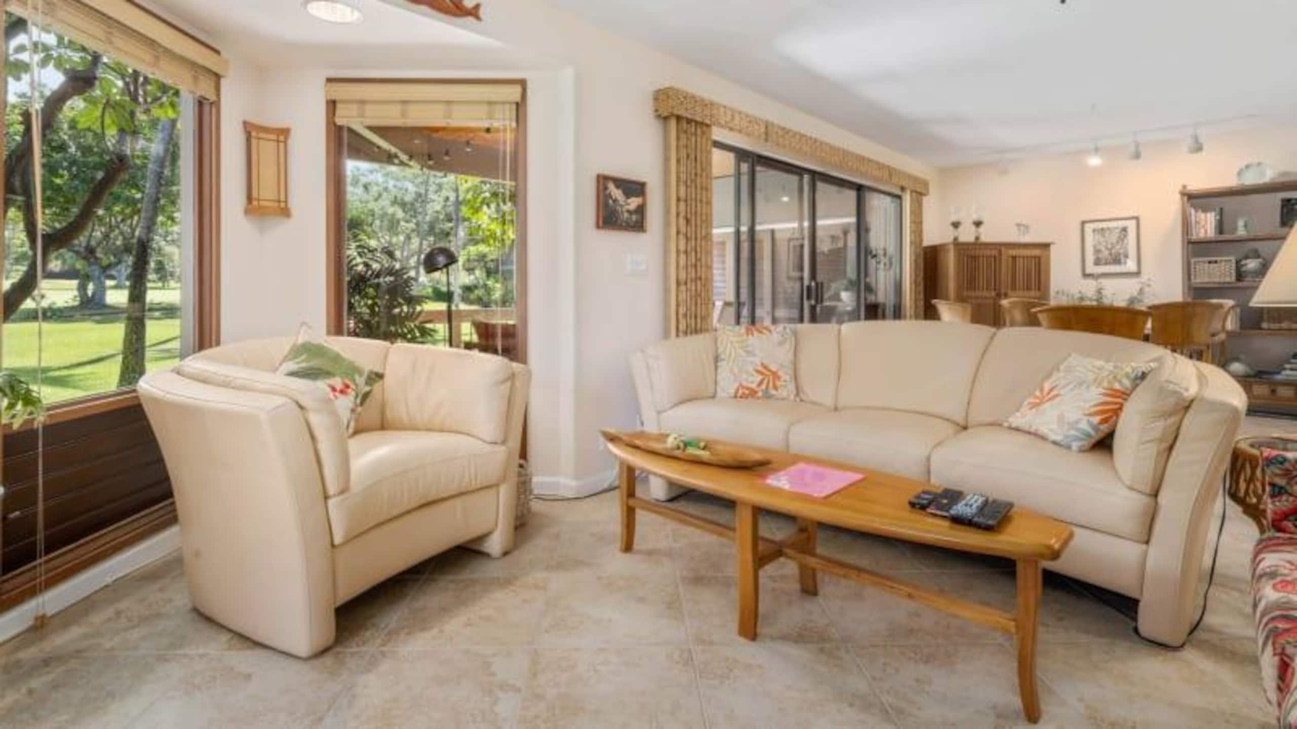 Condo in KAILUA-KONA · ★4.74 · 2 bedrooms · 2 baths - Image 2