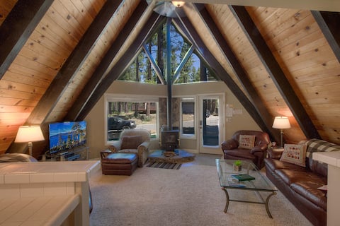 Lone Indian | A-Frame Cabin | Deck | BBQ
