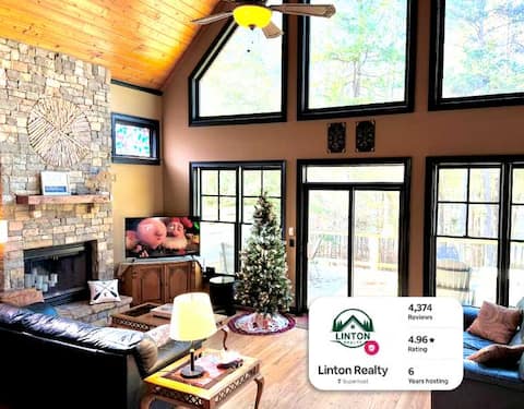 The Skyline Way Lake House w/ Hot Tub & Dock!