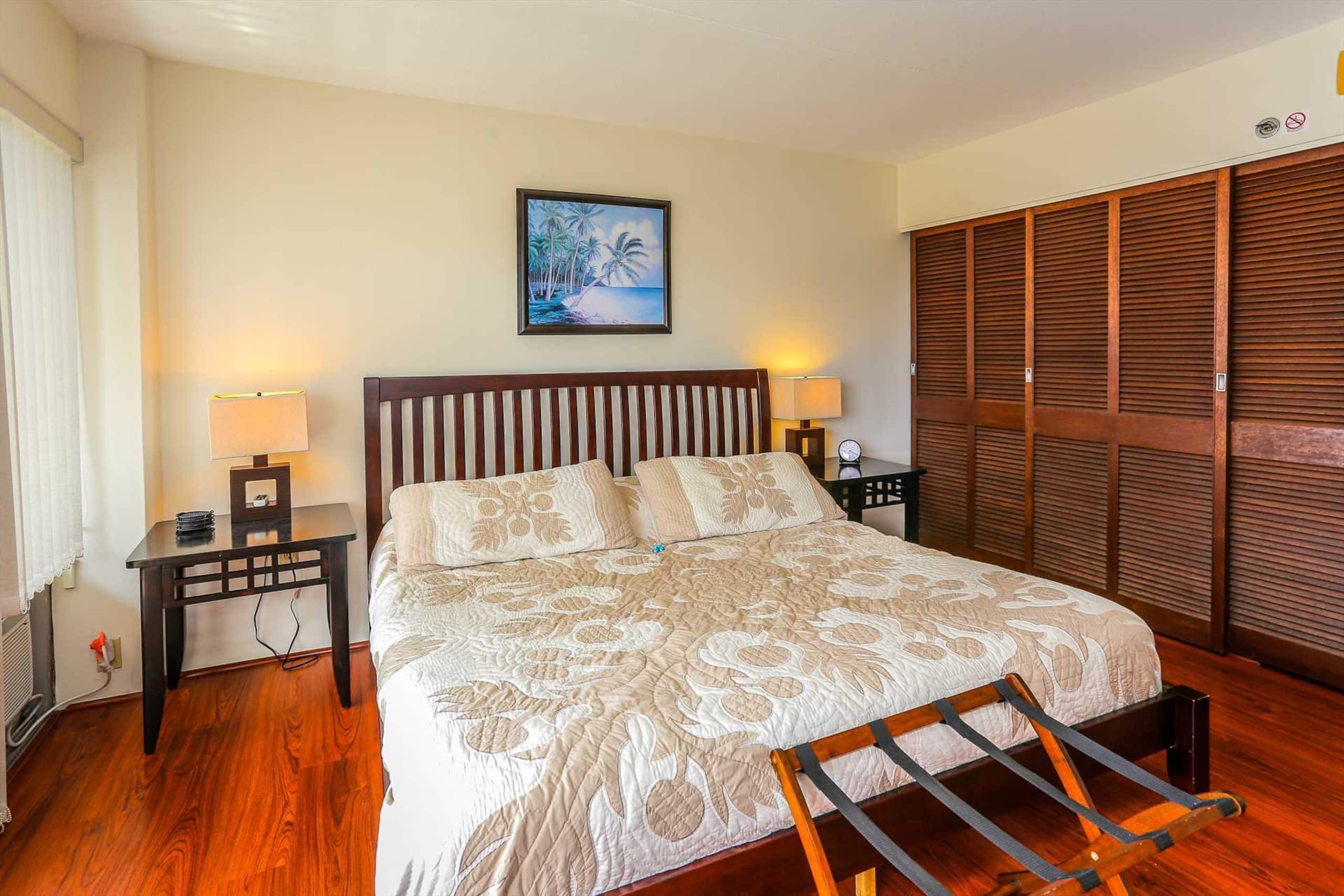 Condo in Waikiki · ★4.54 · 1 bedroom · 2 beds · 1 private bath - Image 18