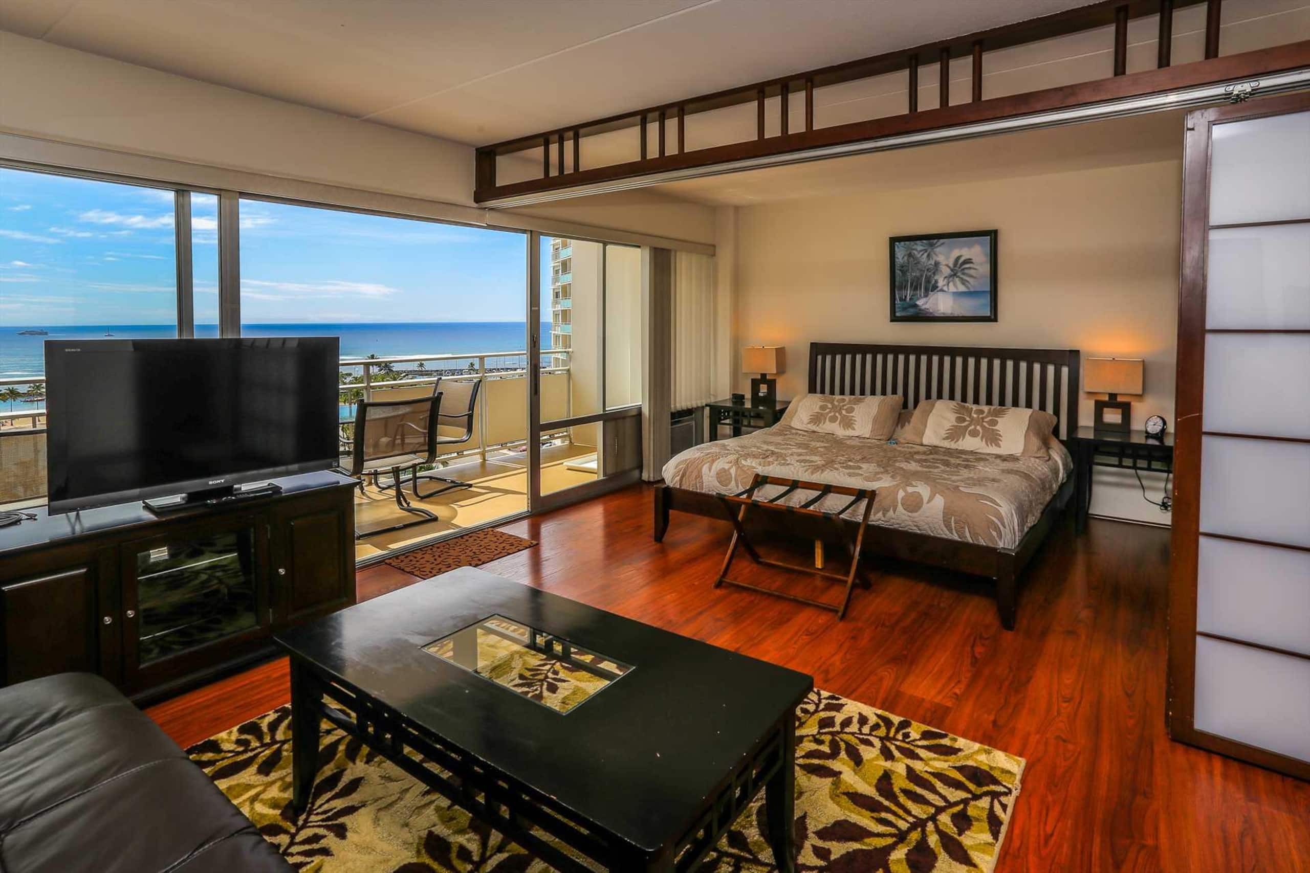 Condo in Waikiki · ★4.54 · 1 bedroom · 2 beds · 1 private bath - Image 11