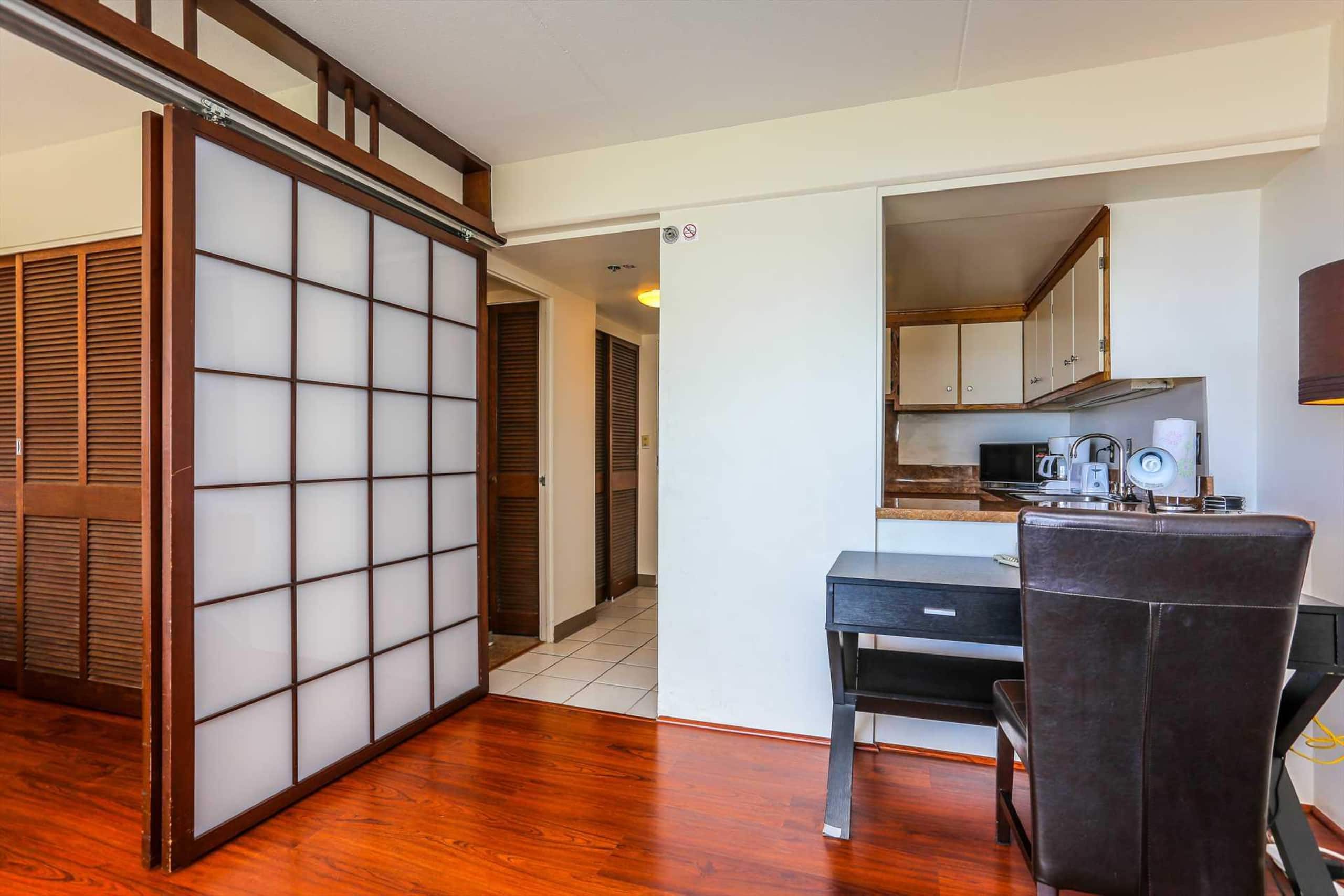 Condo in Waikiki · ★4.54 · 1 bedroom · 2 beds · 1 private bath - Image 20