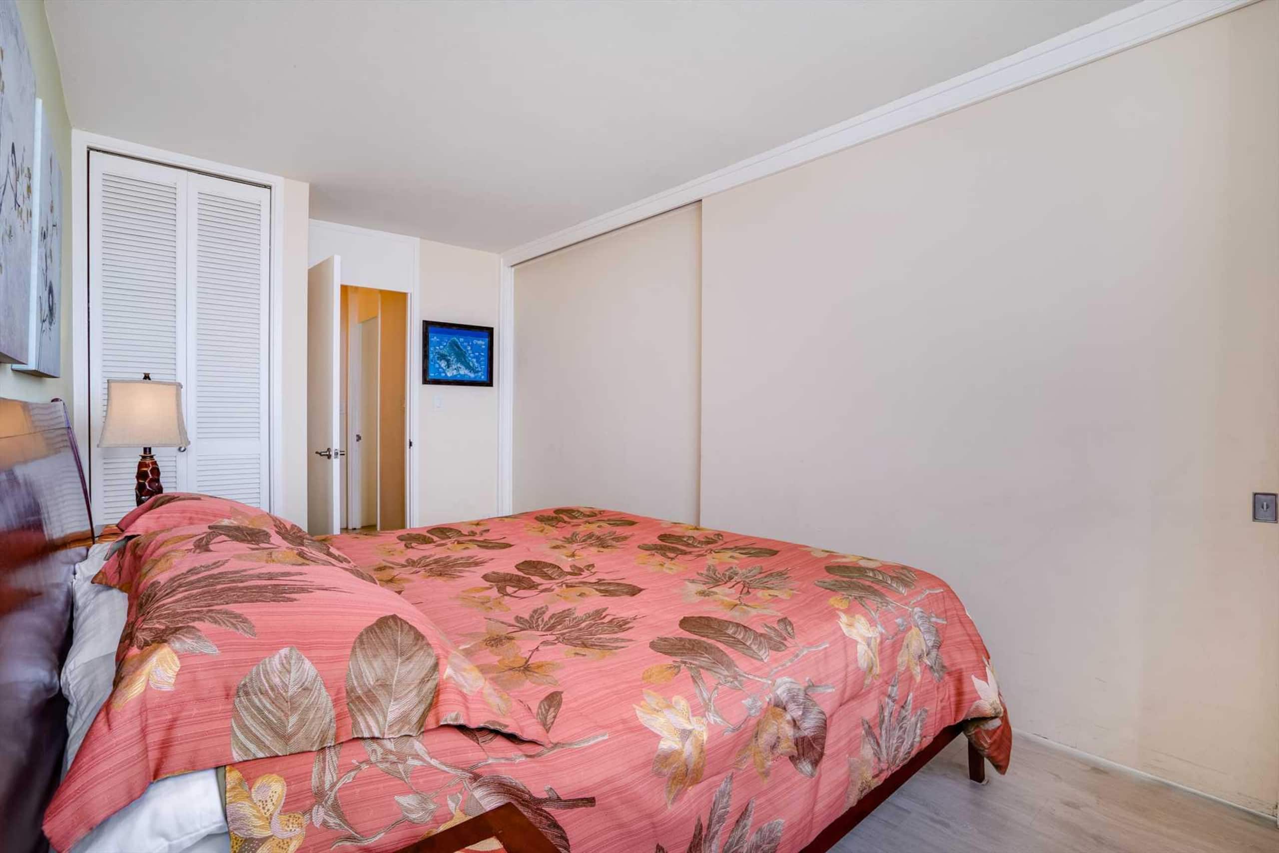 Condo in Waikiki · ★4.63 · 1 bedroom · 2 beds · 1 private bath - Image 23