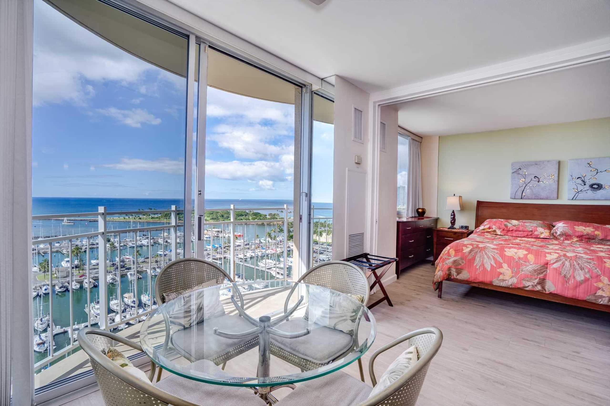 Condo in Waikiki · ★4.63 · 1 bedroom · 2 beds · 1 private bath - Image 4