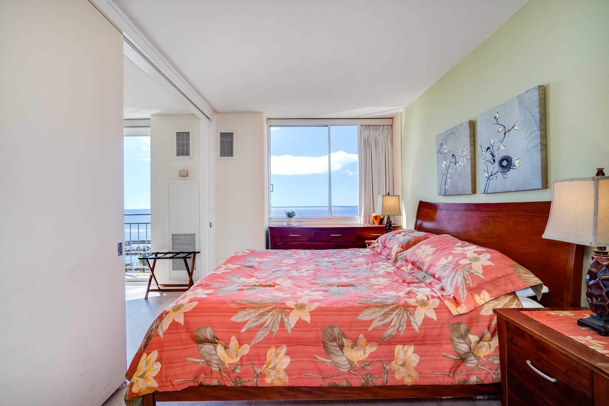 Condo in Waikiki · ★4.63 · 1 bedroom · 2 beds · 1 private bath - Image 20