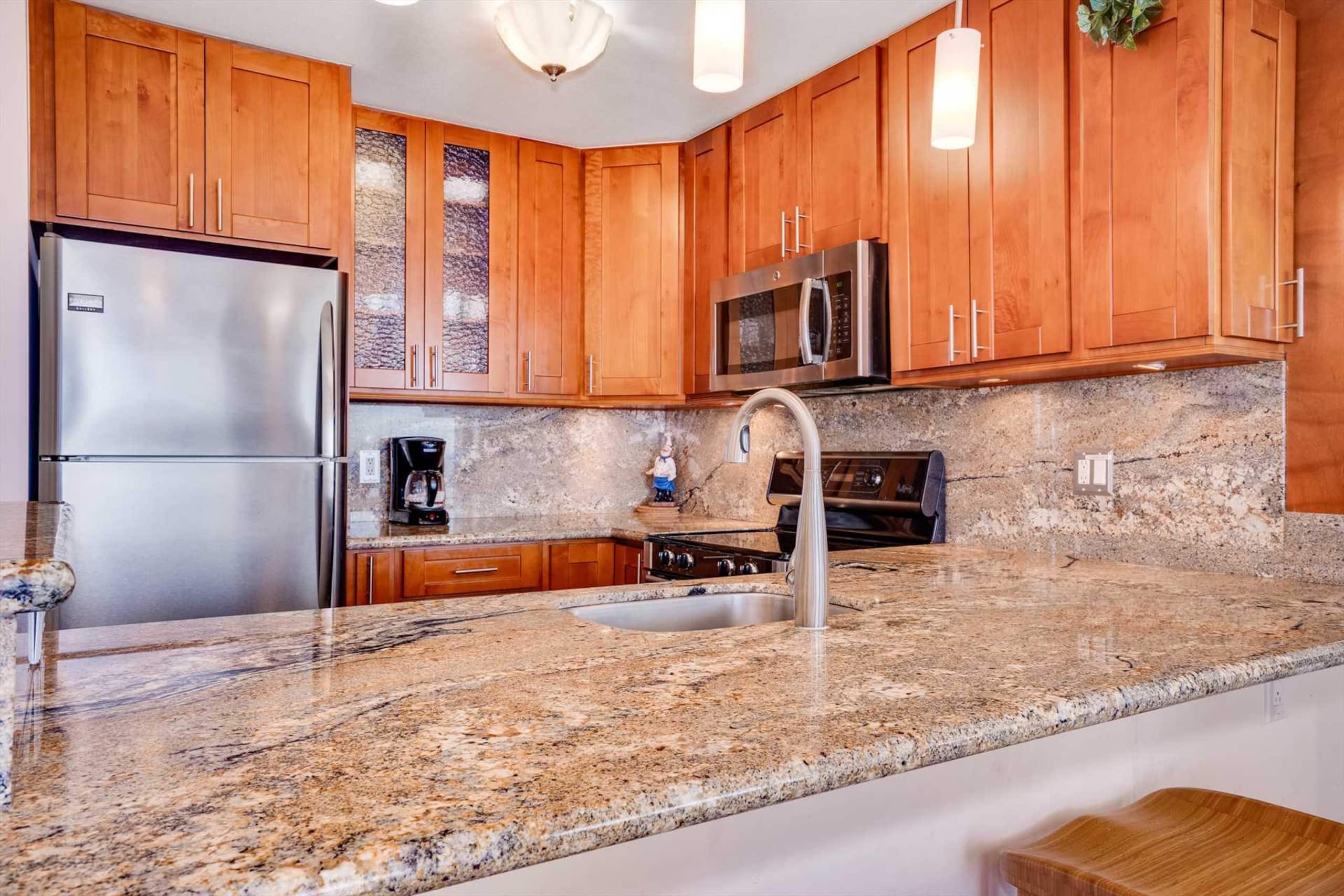 Condo in Waikiki · ★4.63 · 1 bedroom · 2 beds · 1 private bath - Image 9