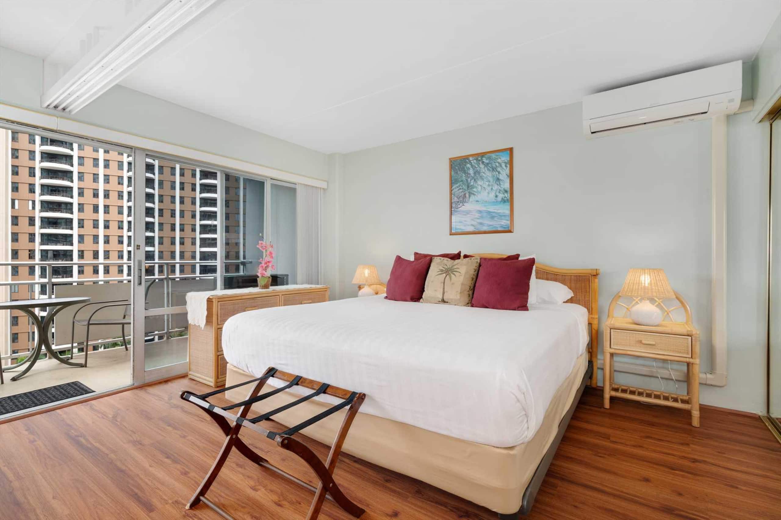 Condo in Waikiki · ★4.63 · 1 bedroom · 2 beds · 1 private bath - Image 8