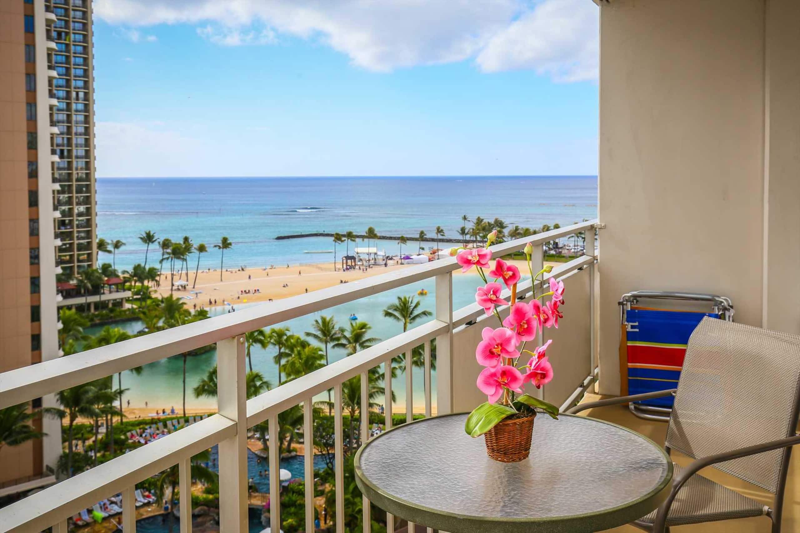 Condo in Waikiki · ★4.63 · 1 bedroom · 2 beds · 1 private bath - Image 2