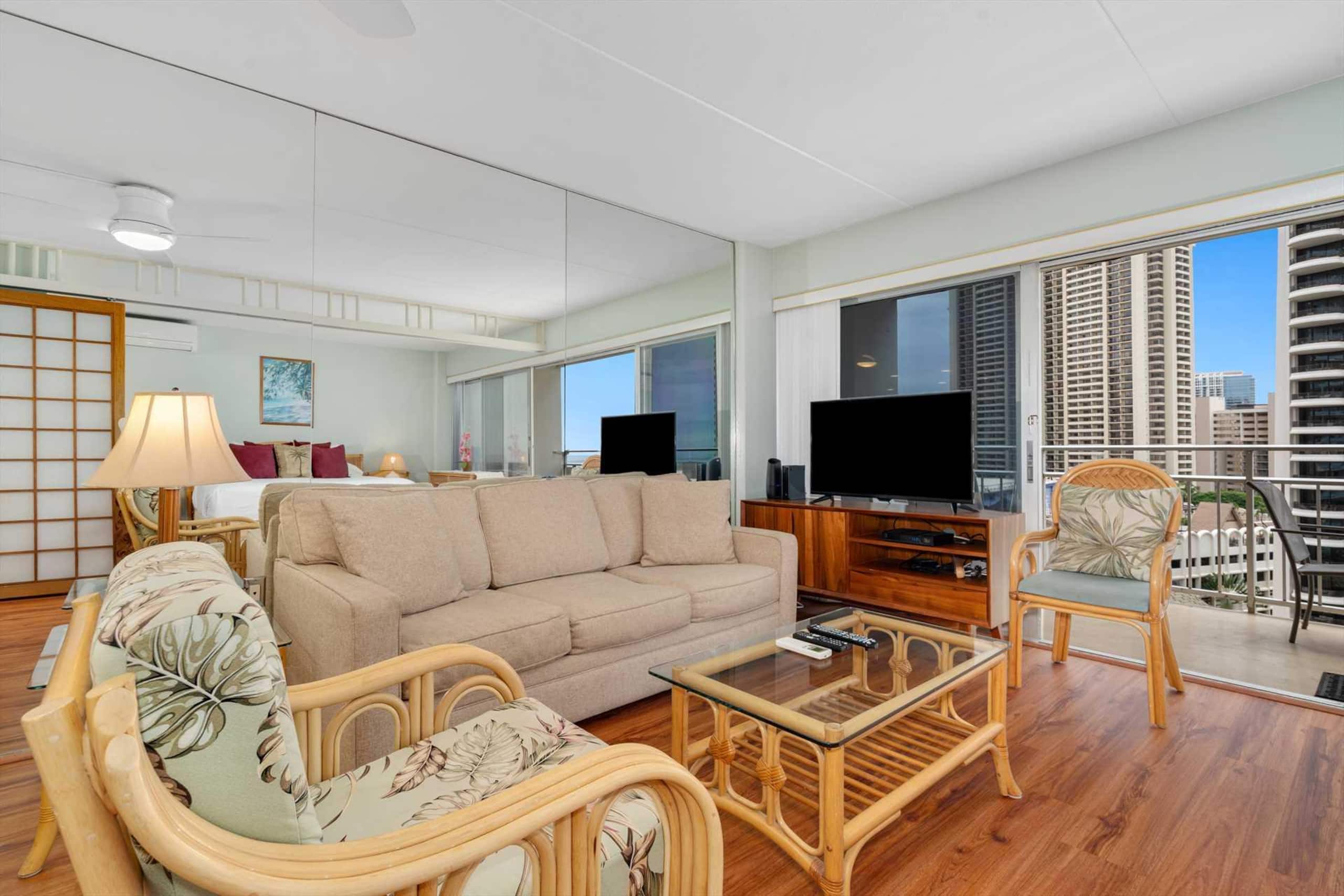 Condo in Waikiki · ★4.63 · 1 bedroom · 2 beds · 1 private bath - Image 9