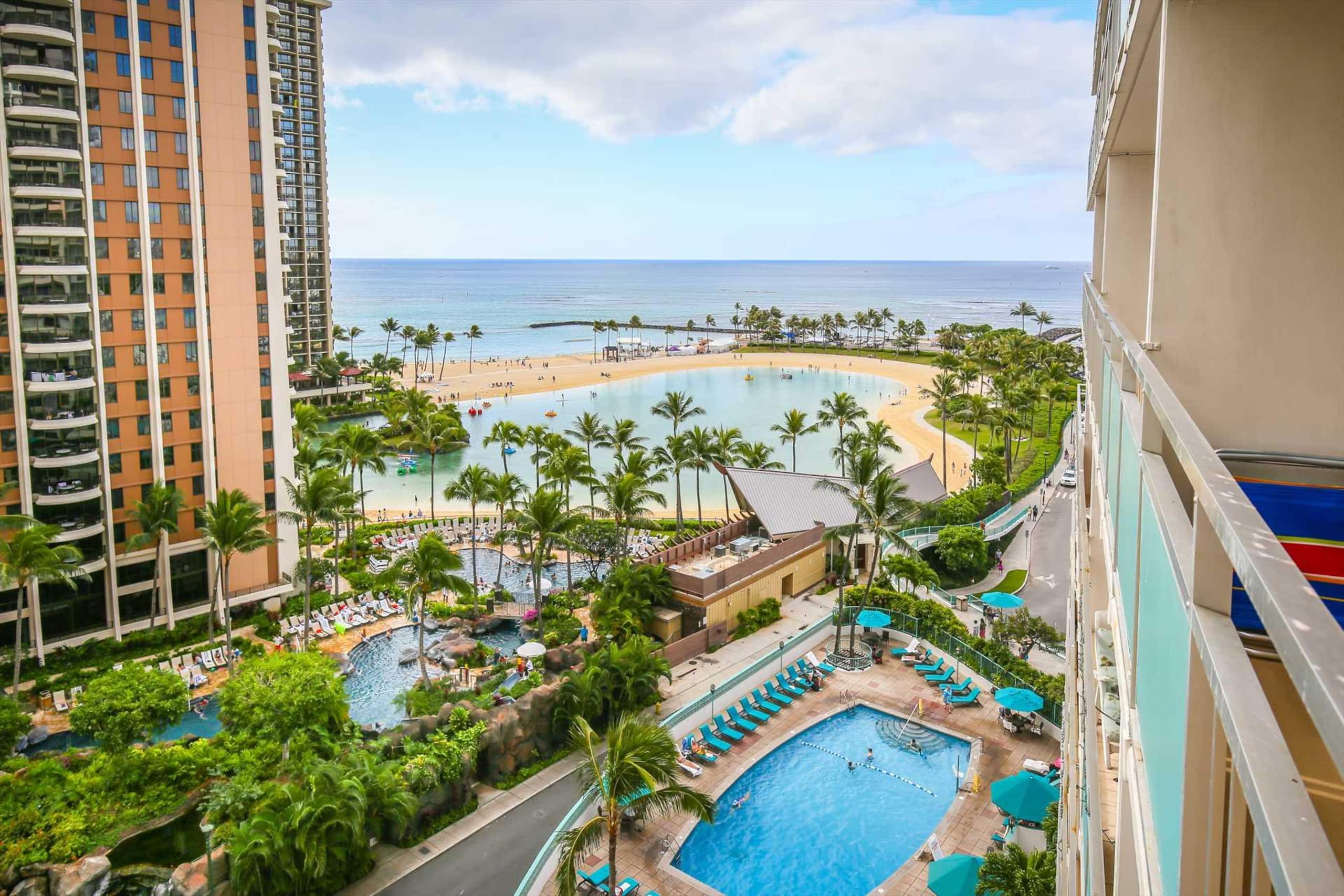 Condo in Waikiki · ★4.63 · 1 bedroom · 2 beds · 1 private bath - Image 4