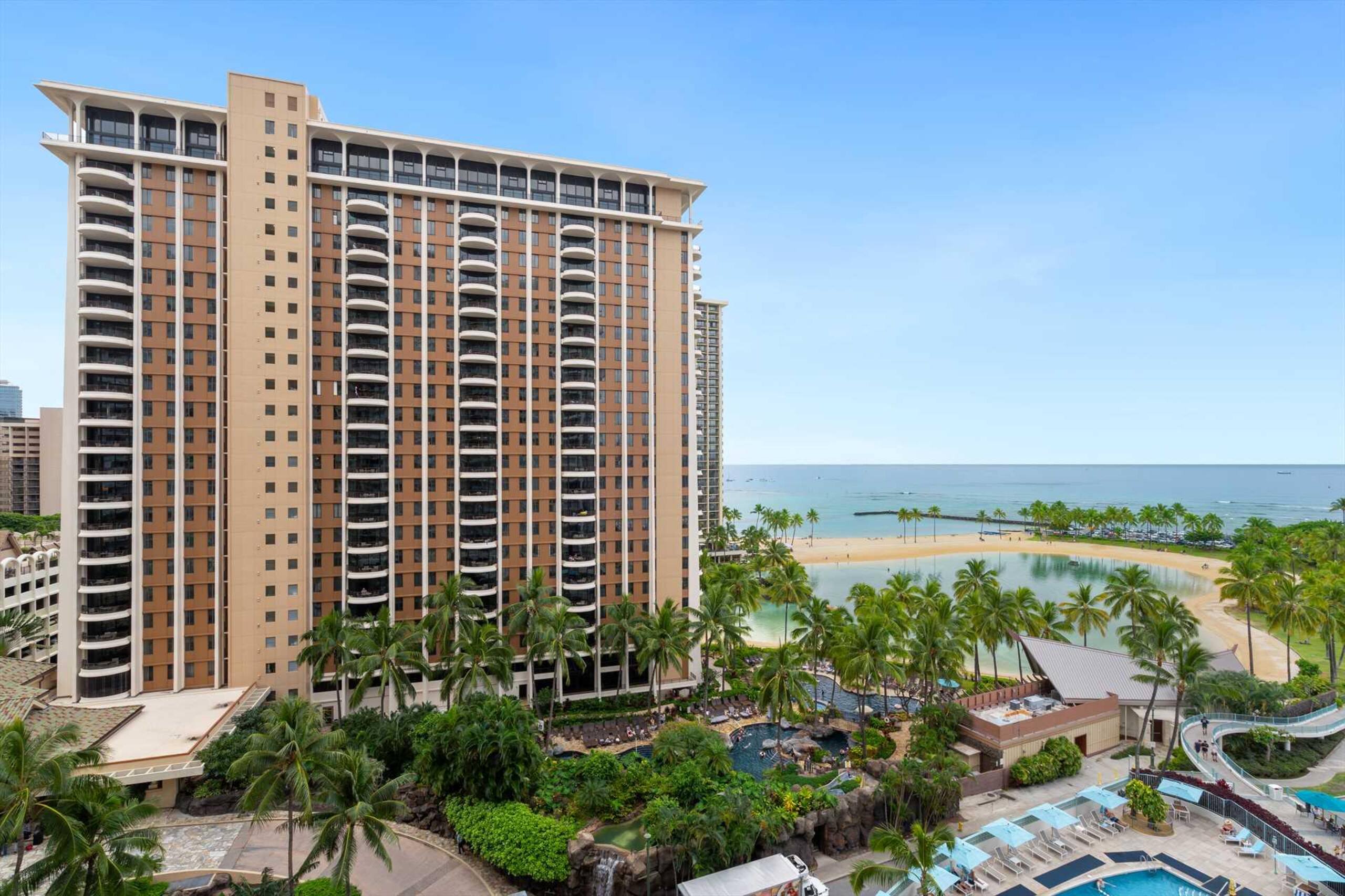 Condo in Waikiki · ★4.63 · 1 bedroom · 2 beds · 1 private bath - Image 23