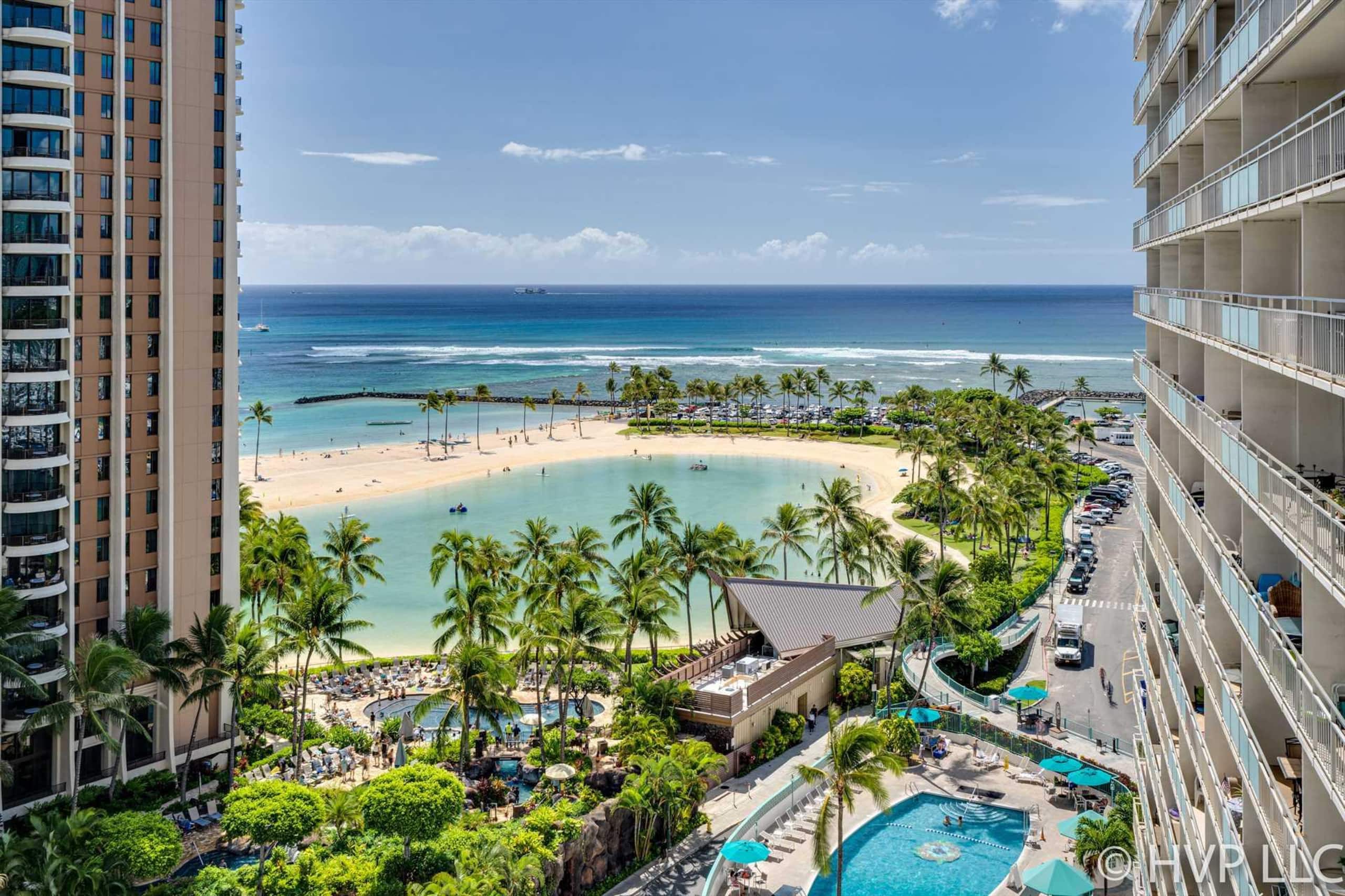 Condo in Honolulu · ★4.58 · 1 bedroom · 2 beds · 1 private bath - Image 1