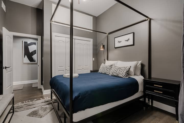 这间卧室与Jack-and-Jill卫生间和王子卧室相连！