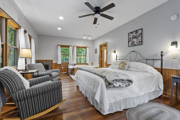 Sumac Cottage at The Inn & Spa at Cedar Falls