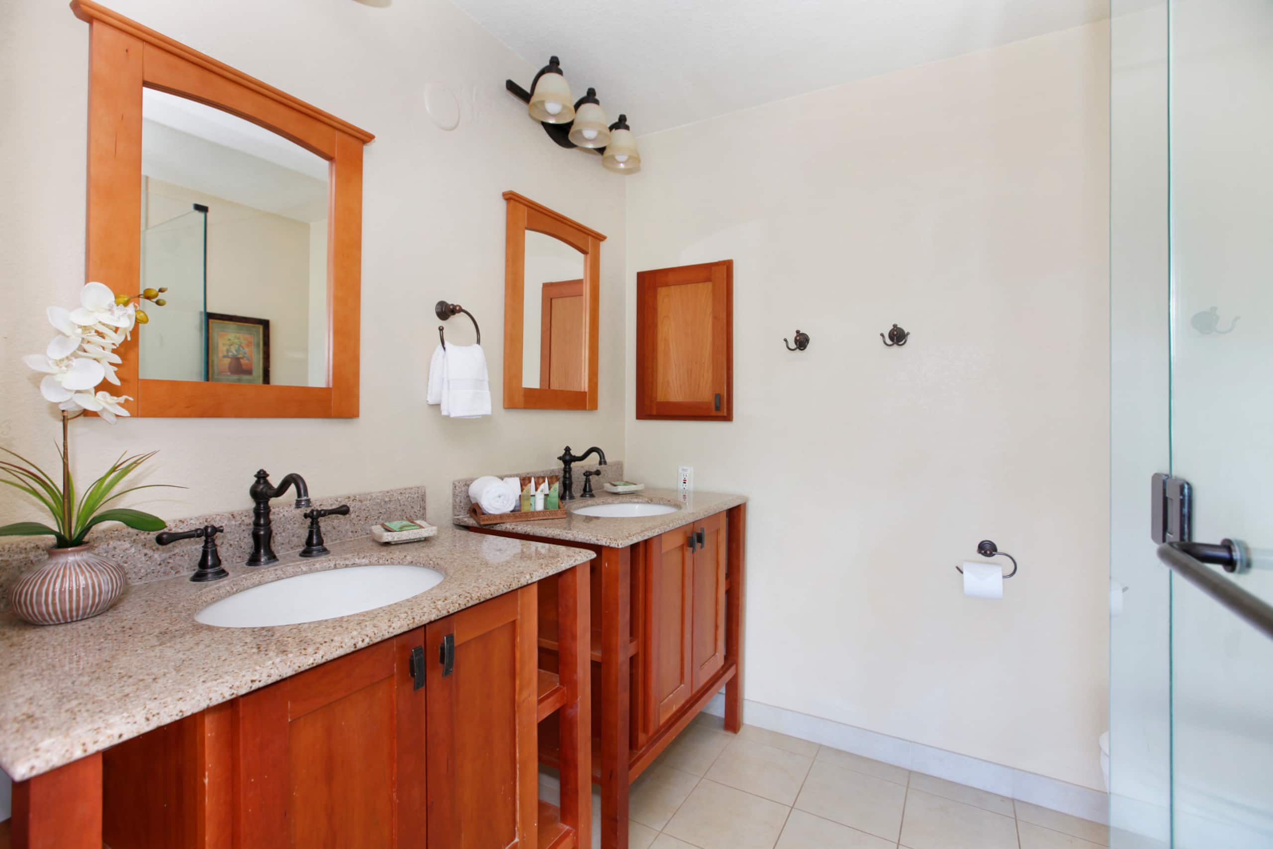Condo in Koloa · ★4.63 · 2 bedrooms · 3 beds · 2 baths - Image 12