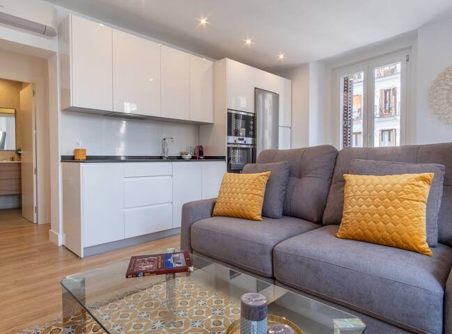 San Miguel for 4 in City Center gallery image 2