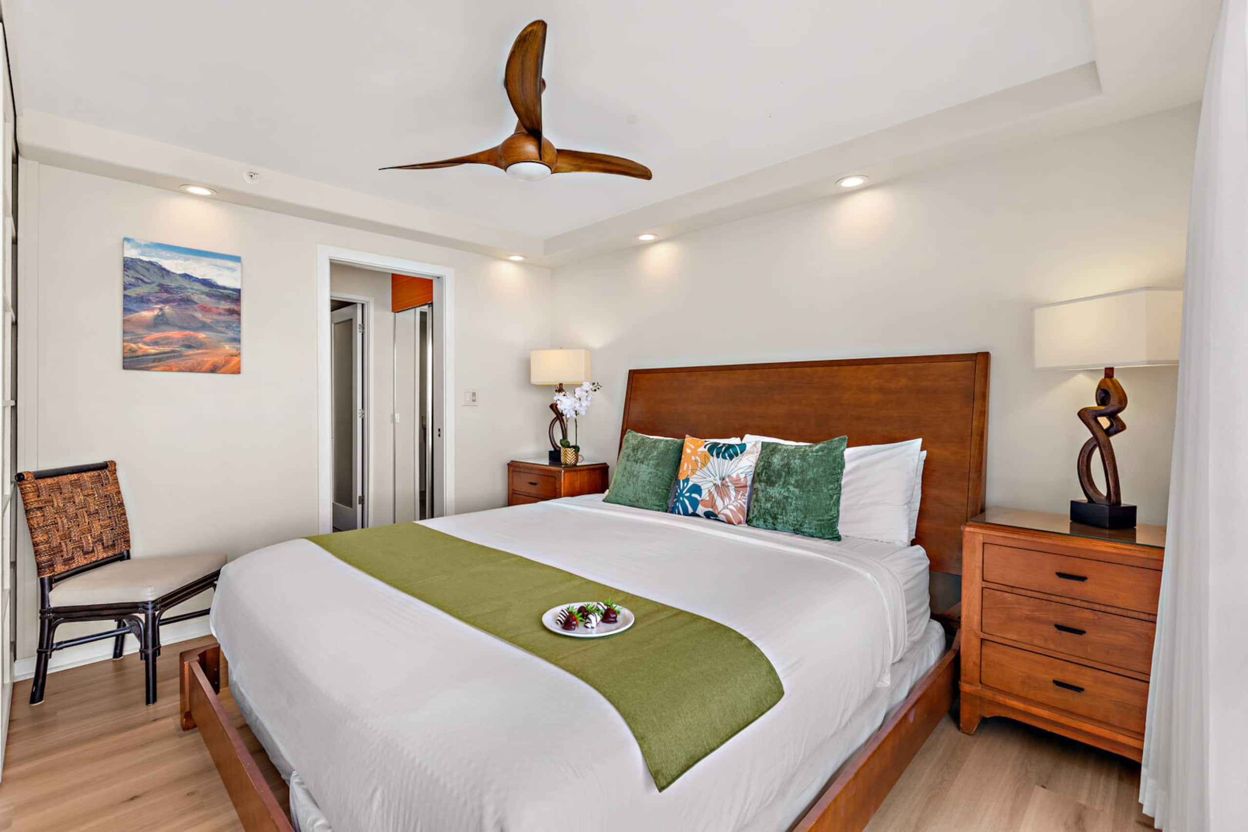 Condo in Kihei · ★4.81 · 2 bedrooms · 3 beds · 2 baths - Image 11