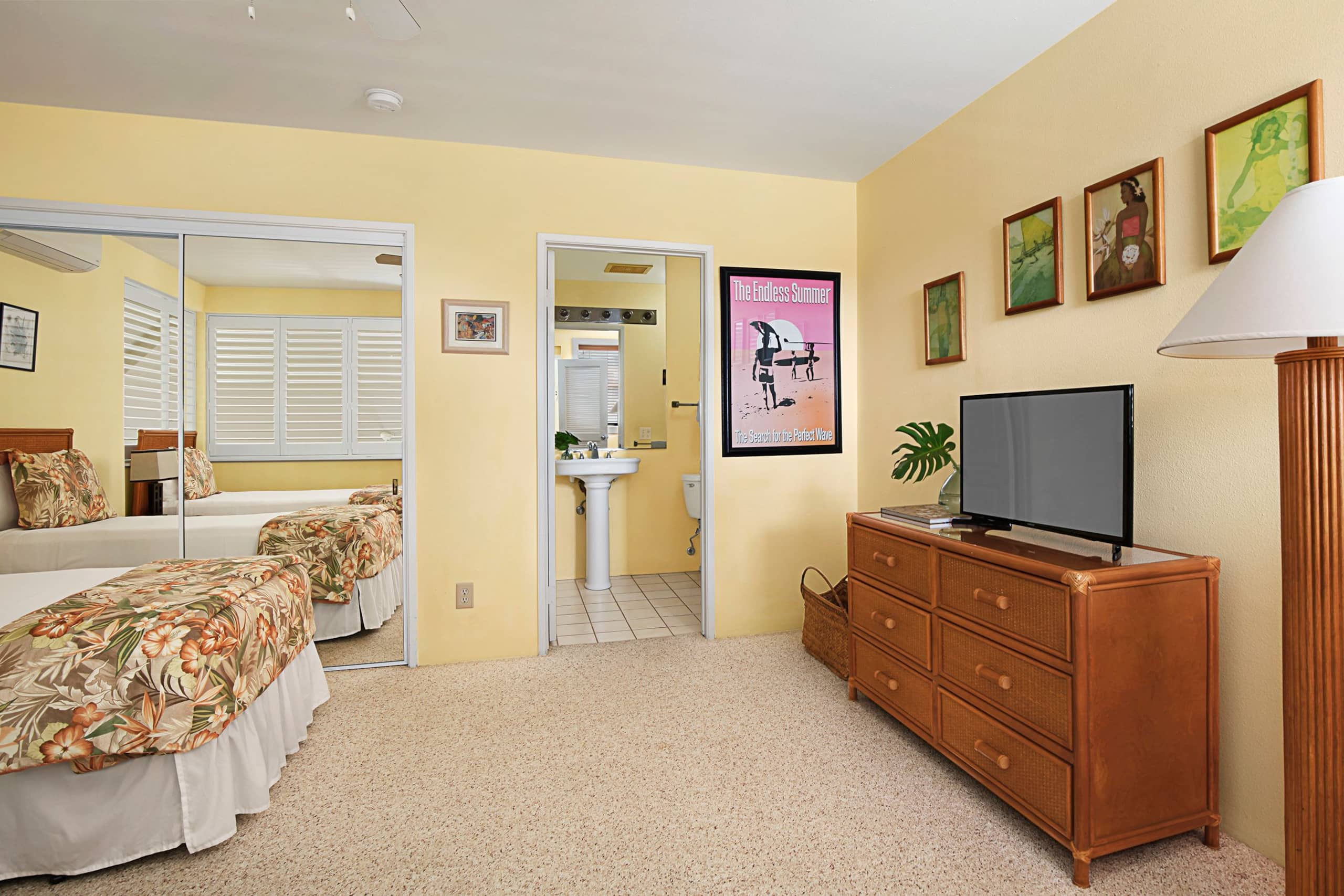 Condo in Koloa · ★4.82 · 3 bedrooms · 4 beds · 2.5 private baths - Image 11