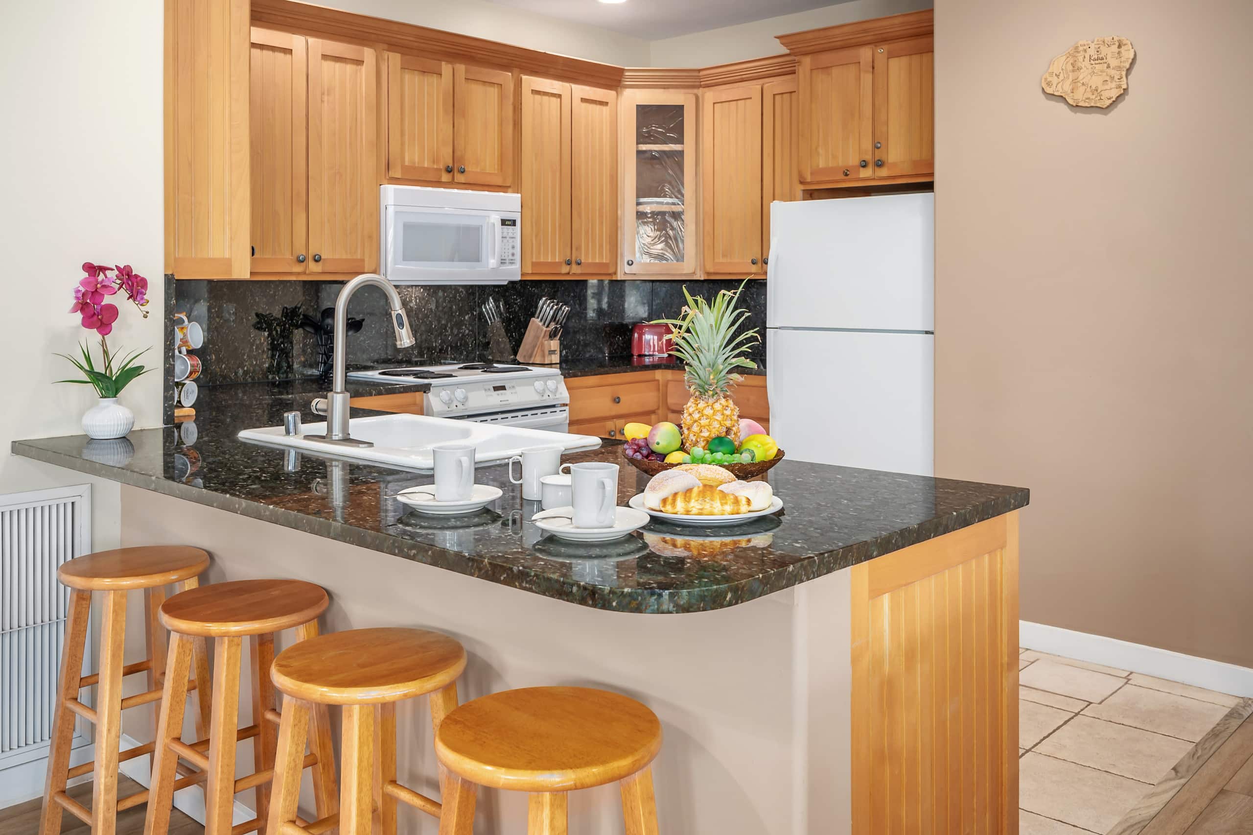 Condo in Koloa · ★4.67 · 2 bedrooms · 3 beds · 2 baths - Image 7